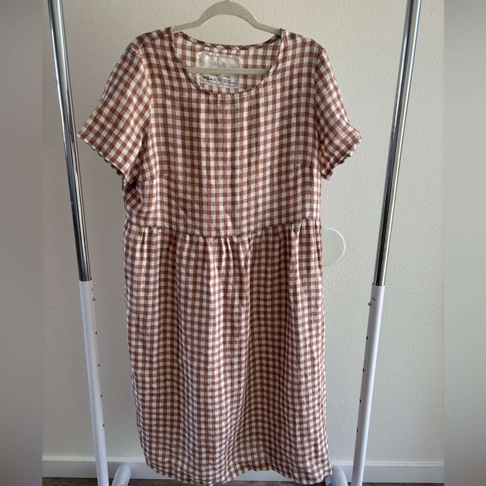 notPERFECTLINEN creamy brown gingham lightweight linen dress